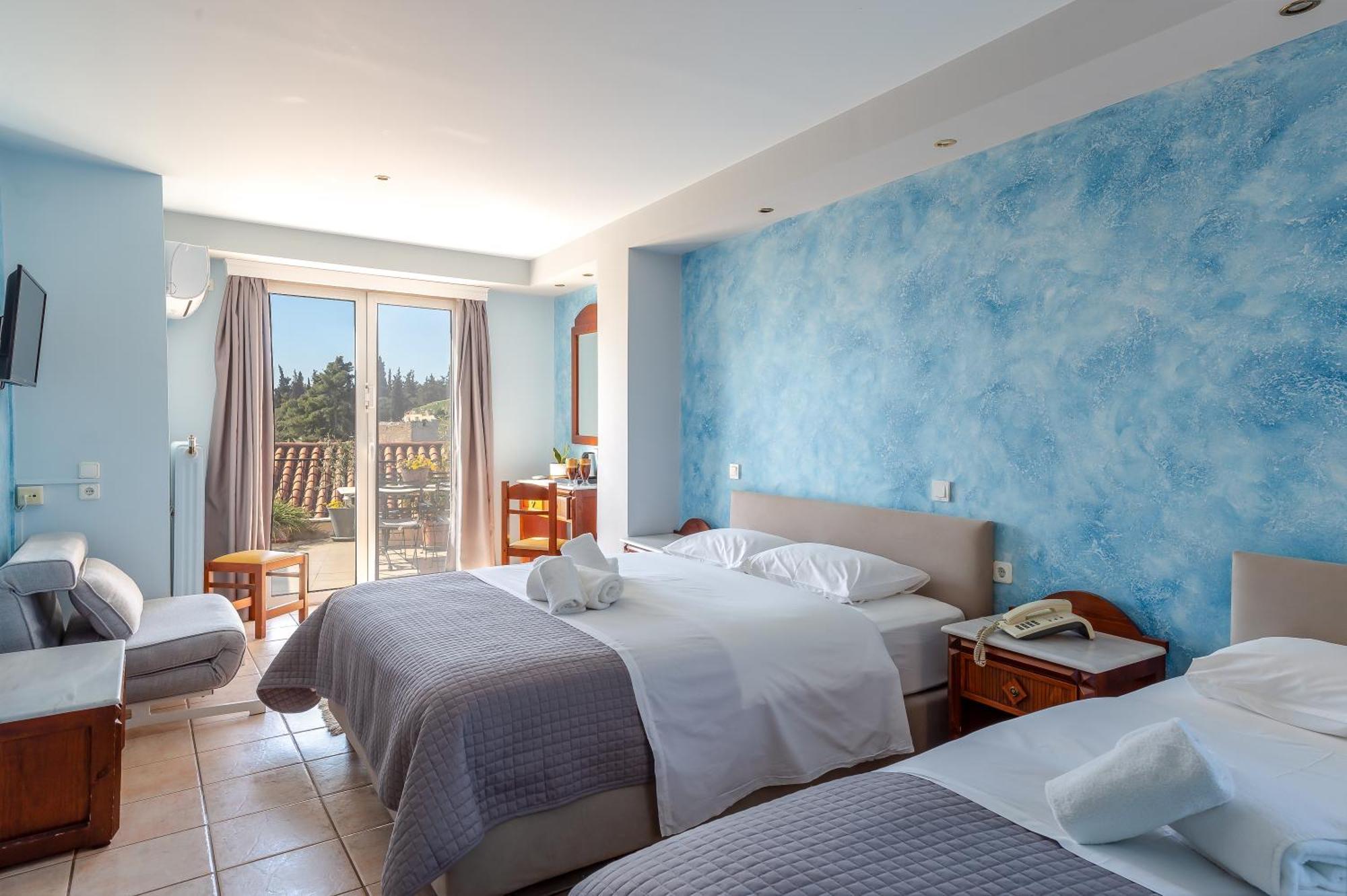 Byron Hotel